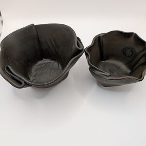Elegant Black Ceramic Bowls